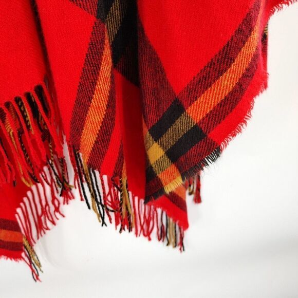 Mudpie plaid wrap open front shawl red size ONE SIZE - Picture 10 of 11